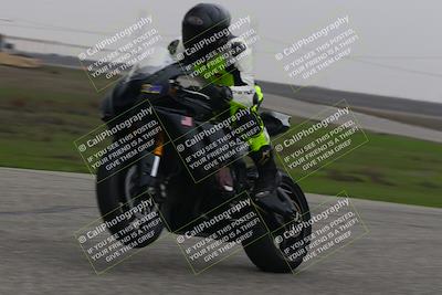 media/Nov-30-2025-TrackDaz (Sun) [[d8b22663df]]/A Group/Session 4 (Wheelie Bump)/